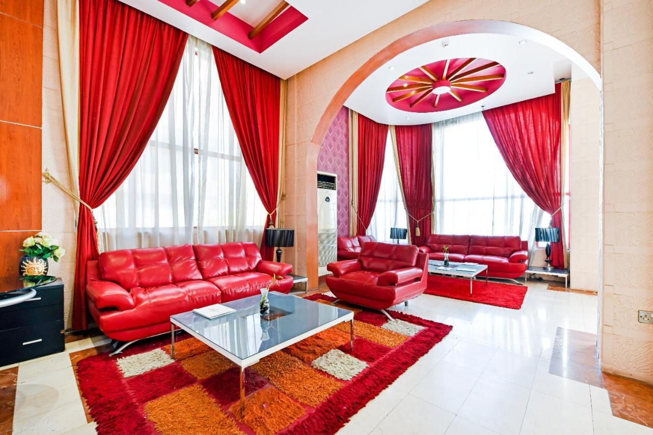Oyo 118 Revira Hotel Μανάμα Εξωτερικό φωτογραφία